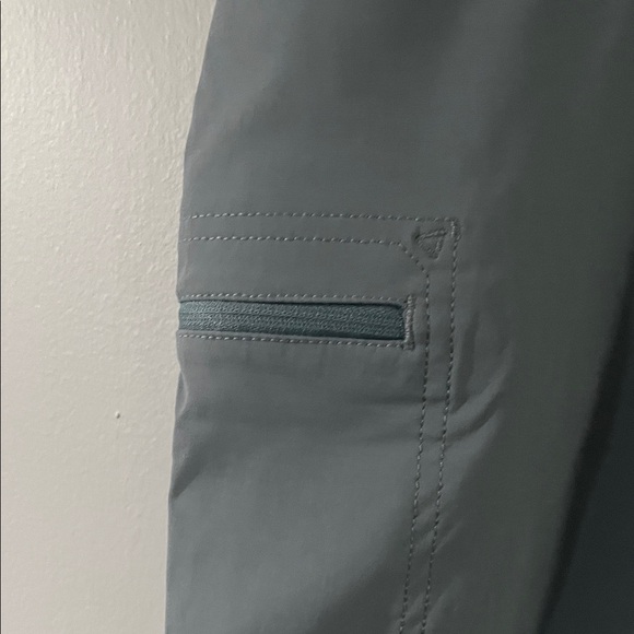 Eddie Bauer Women's Gray Cargo Shorts Size 18W - Picture 4 of 8